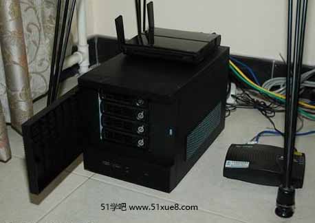 ͥnas